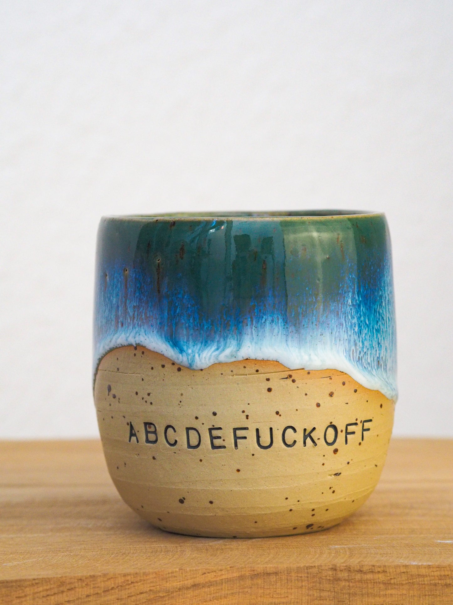 ABCDEfuckoff  // Becher #015