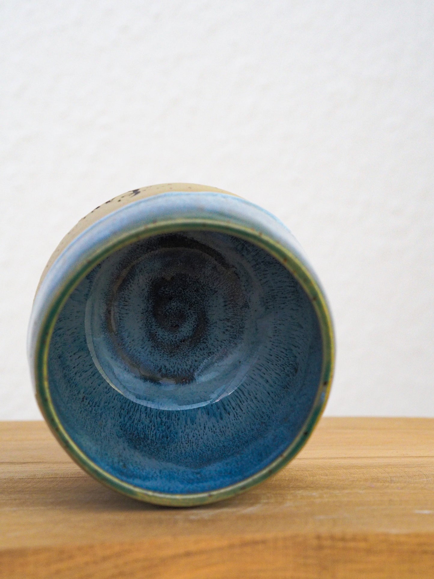 Ew, People  // Becher #016