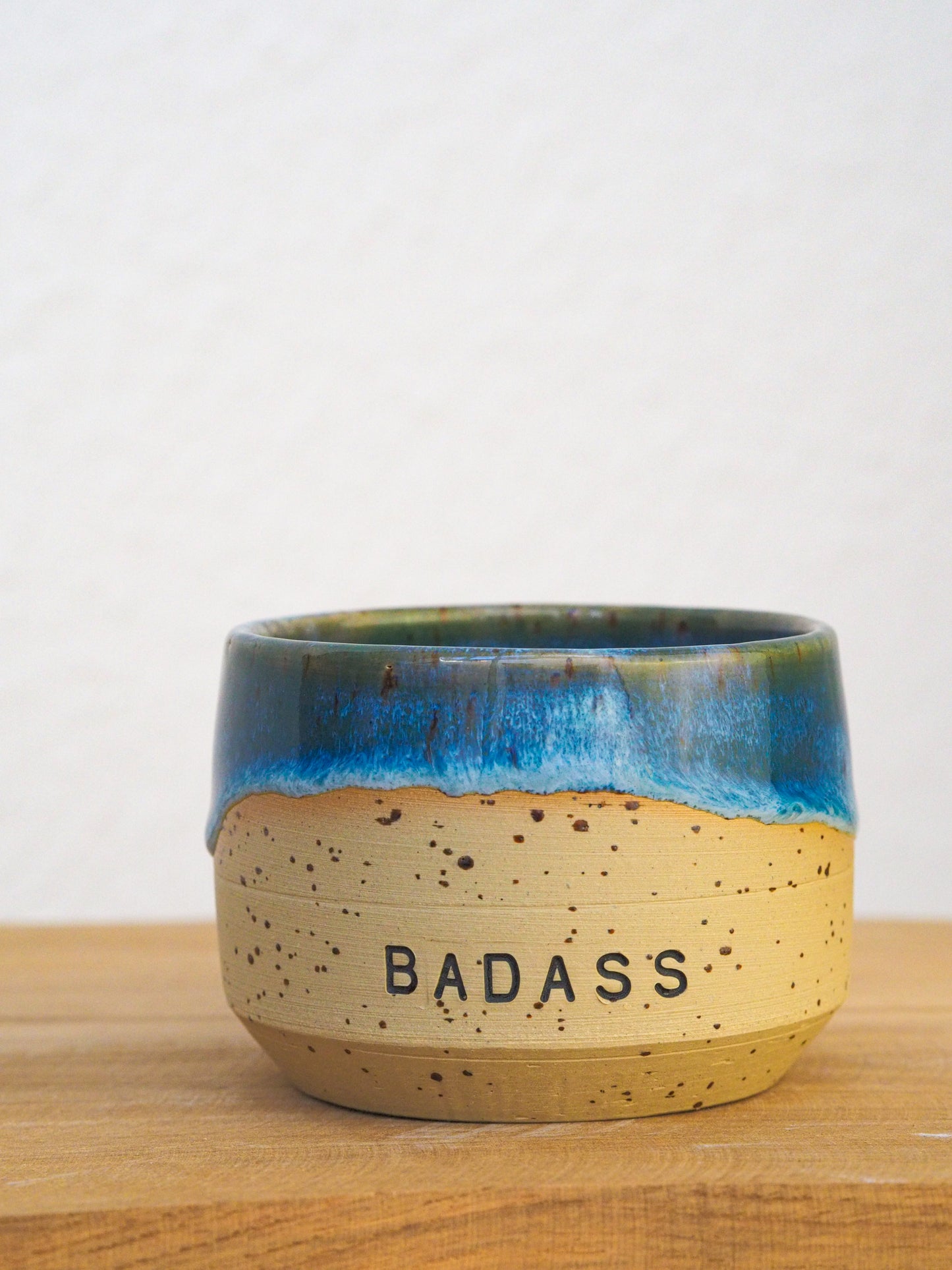 Badass  // Becher #022