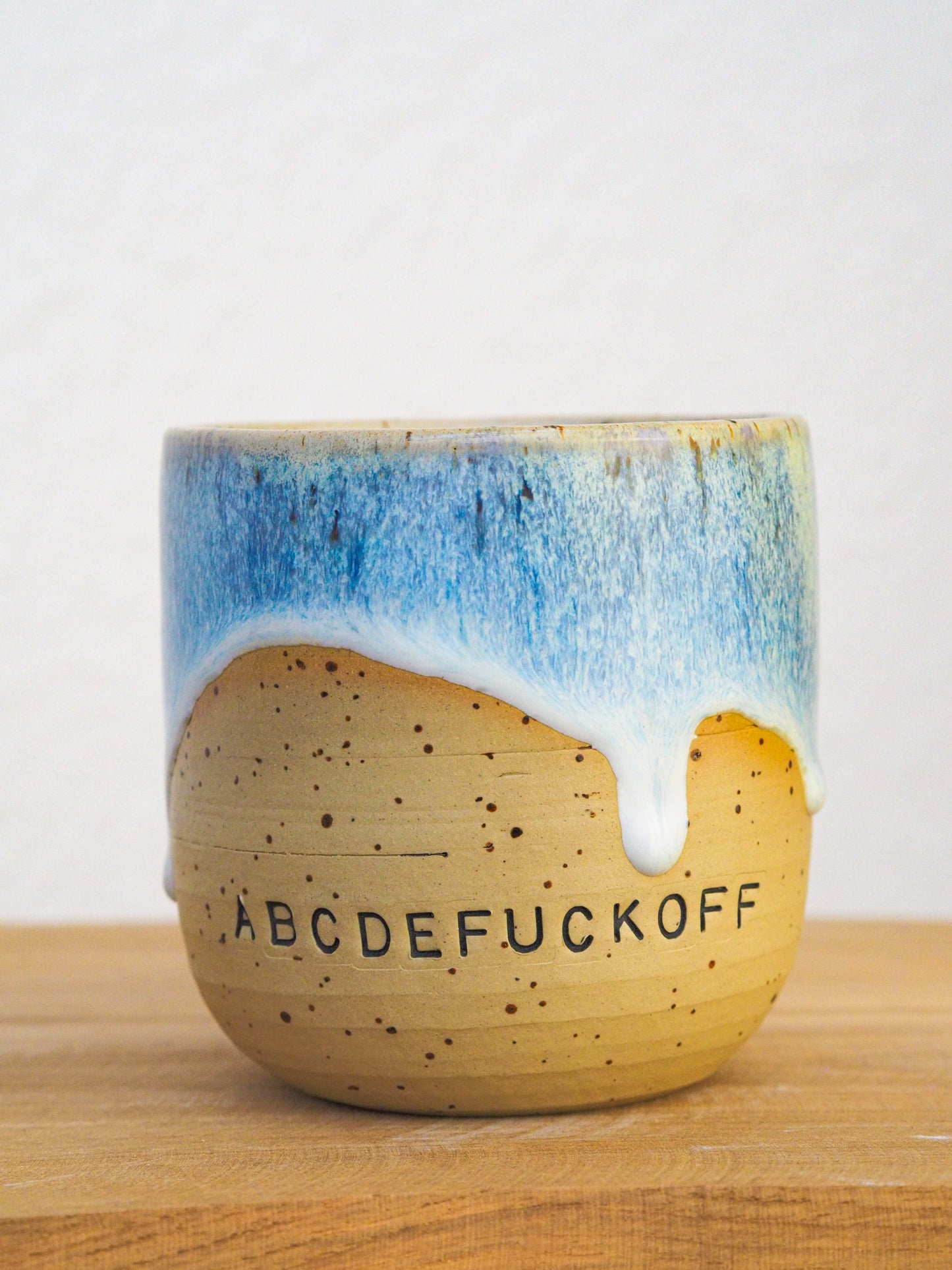 ABCDEfuckoff  // Becher #024
