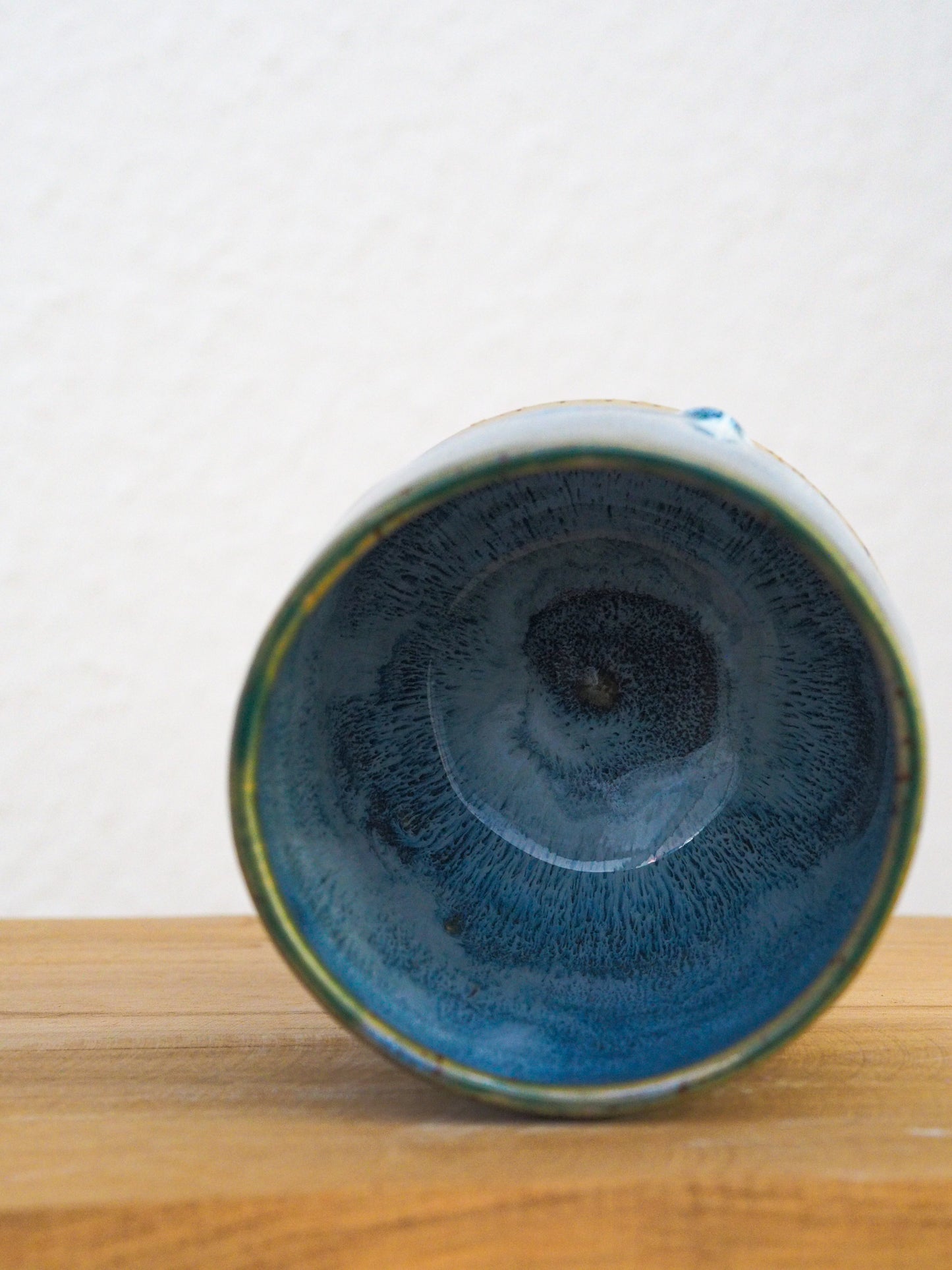 Ew, People  // Becher #030