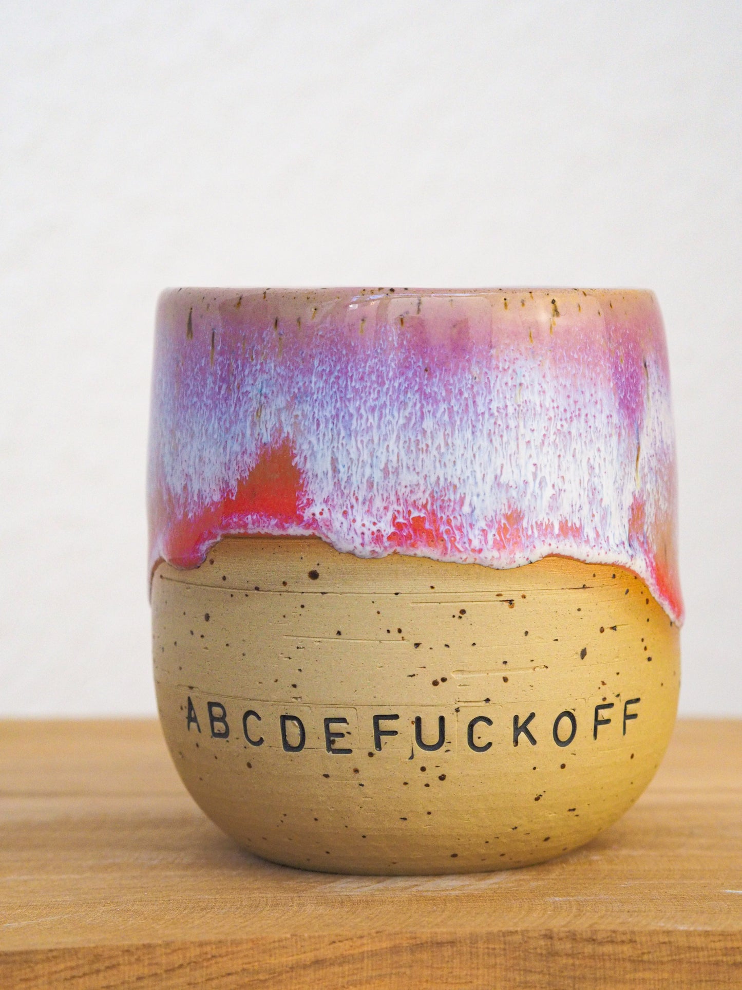 ABCDEfuckoff  // Becher #034