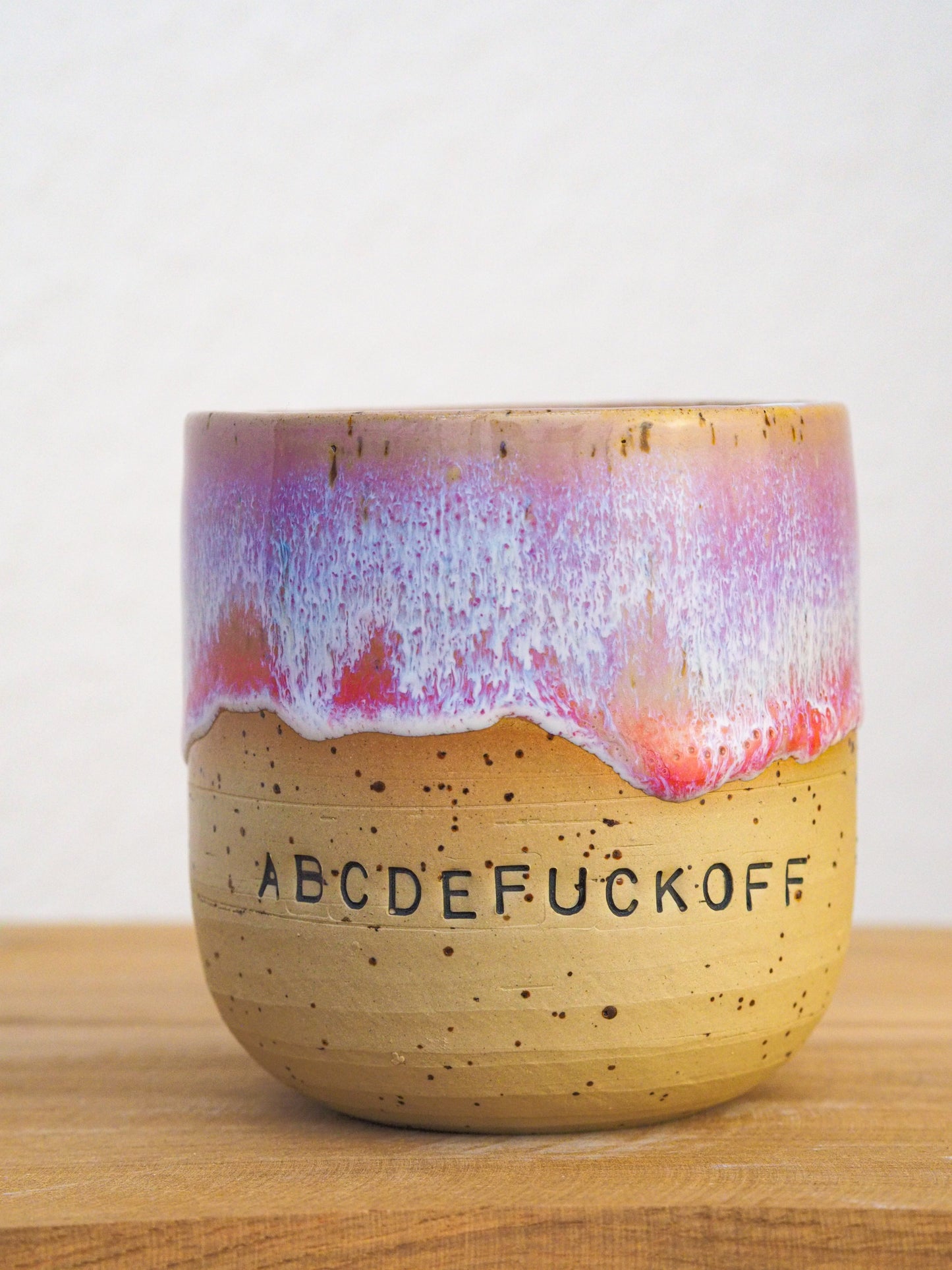 ABCDEfuckoff  // Becher #037