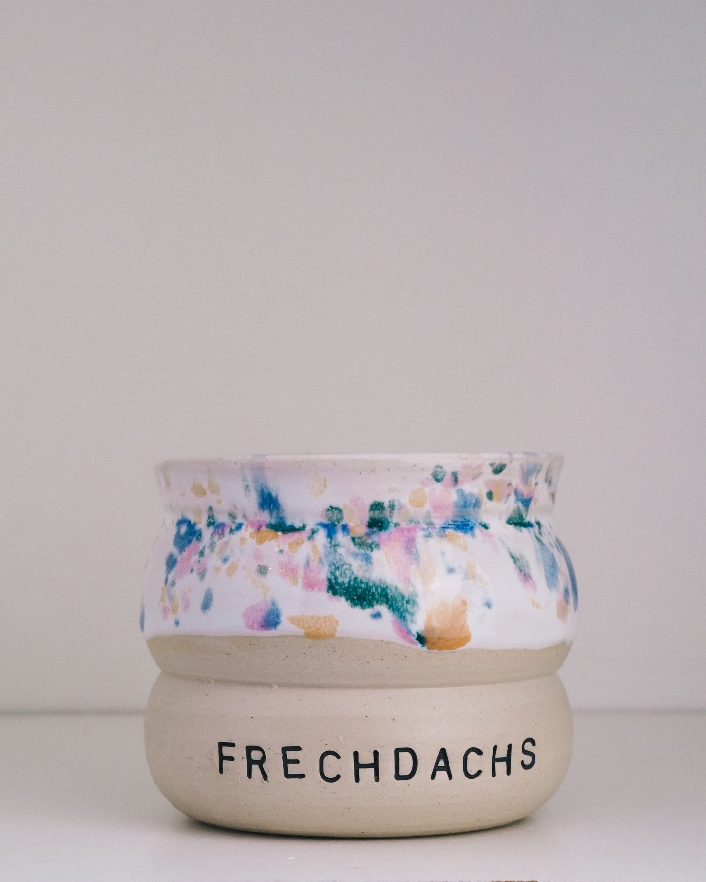 Frechdachs  // Becher #058